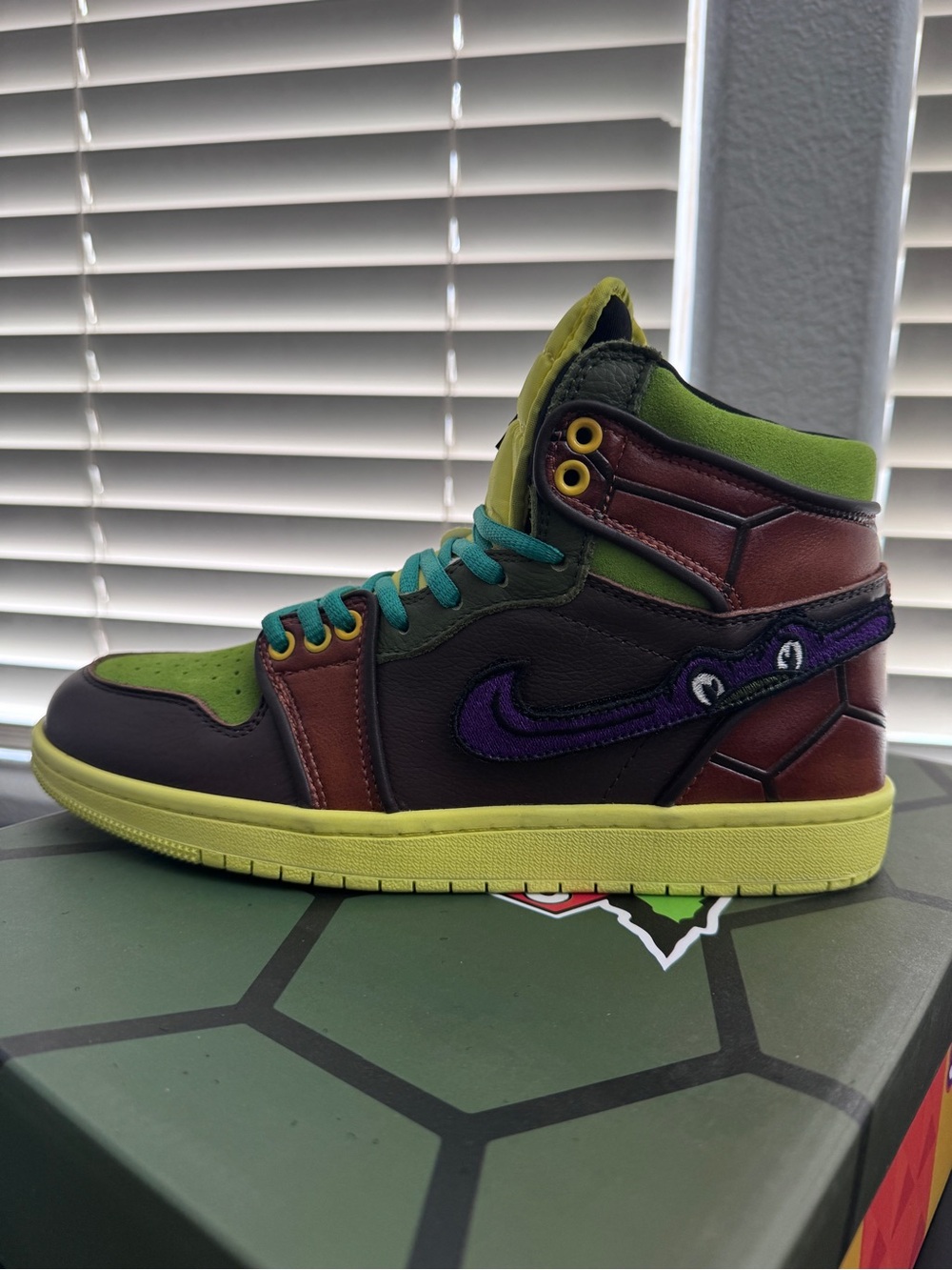 Nike Jordan’s TMNT shoes - Picture 5 of 10